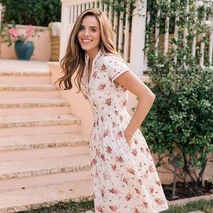 Cecily Dress Ivory Gal Meets Glam NWT 8